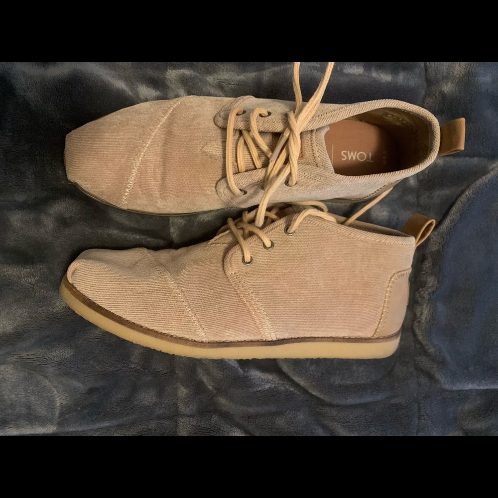 Toms casual ankle boots. Worn twice.